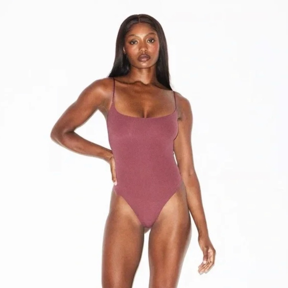 SKIMS Fits Everybody Cami Thong Bodysuit in Beet